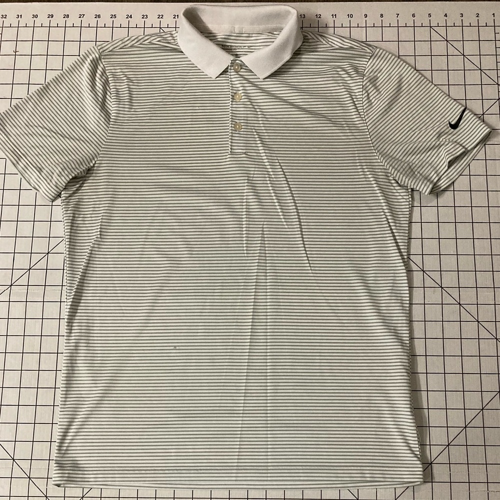 Nike Golf Men’s Medium Standard Dri Fit Polo Shirt